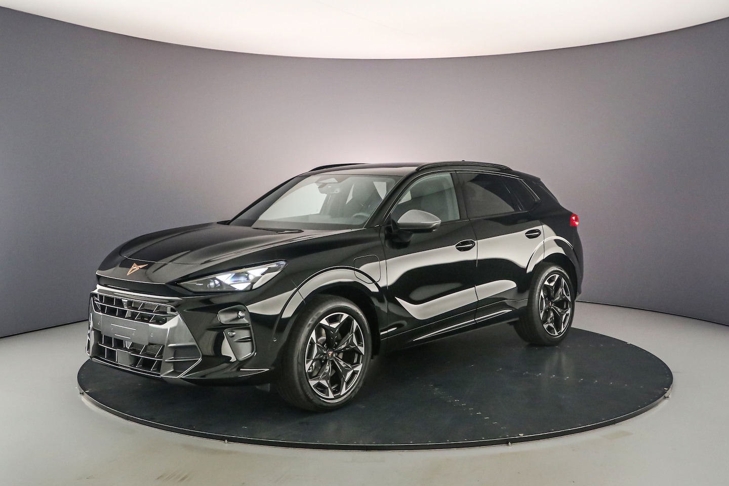 CUPRA Terramar - 1.5 TSI e-Hybrid Business 1.5 TSI e-Hybrid 204pk Business - AutoWereld.nl