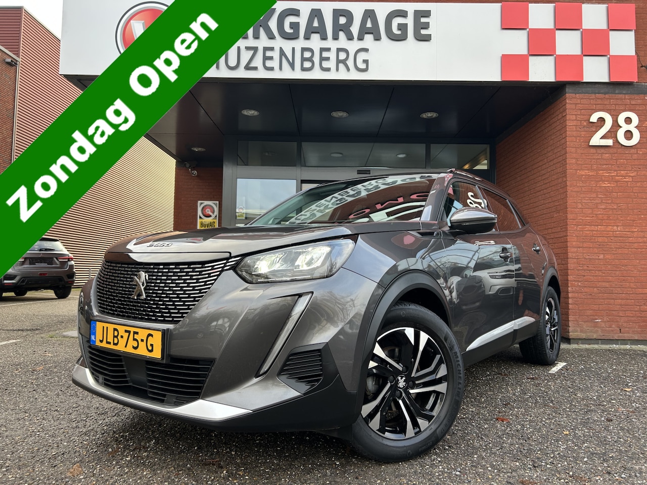 Peugeot 2008 - 1.2 PureTech Allure Pack 131 PK!! // APPLE CARPLAY-ANDROID AUTO // CAMERA // CLIMA // CRUI - AutoWereld.nl
