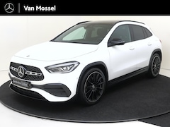 Mercedes-Benz GLA-Klasse - 200 AMG Line Nightpakket / Pano / 20" / CarPlay /