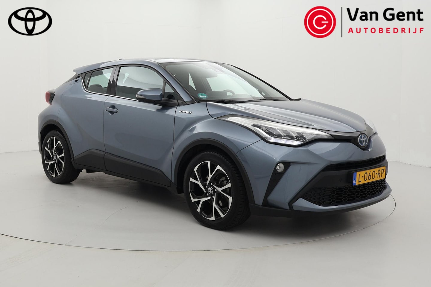 Toyota C-HR - 2.0 Hybrid Dynamic | Trekhaak | Navigatie | Parkeersensoren voor/achter | Keyless | 18 inc - AutoWereld.nl
