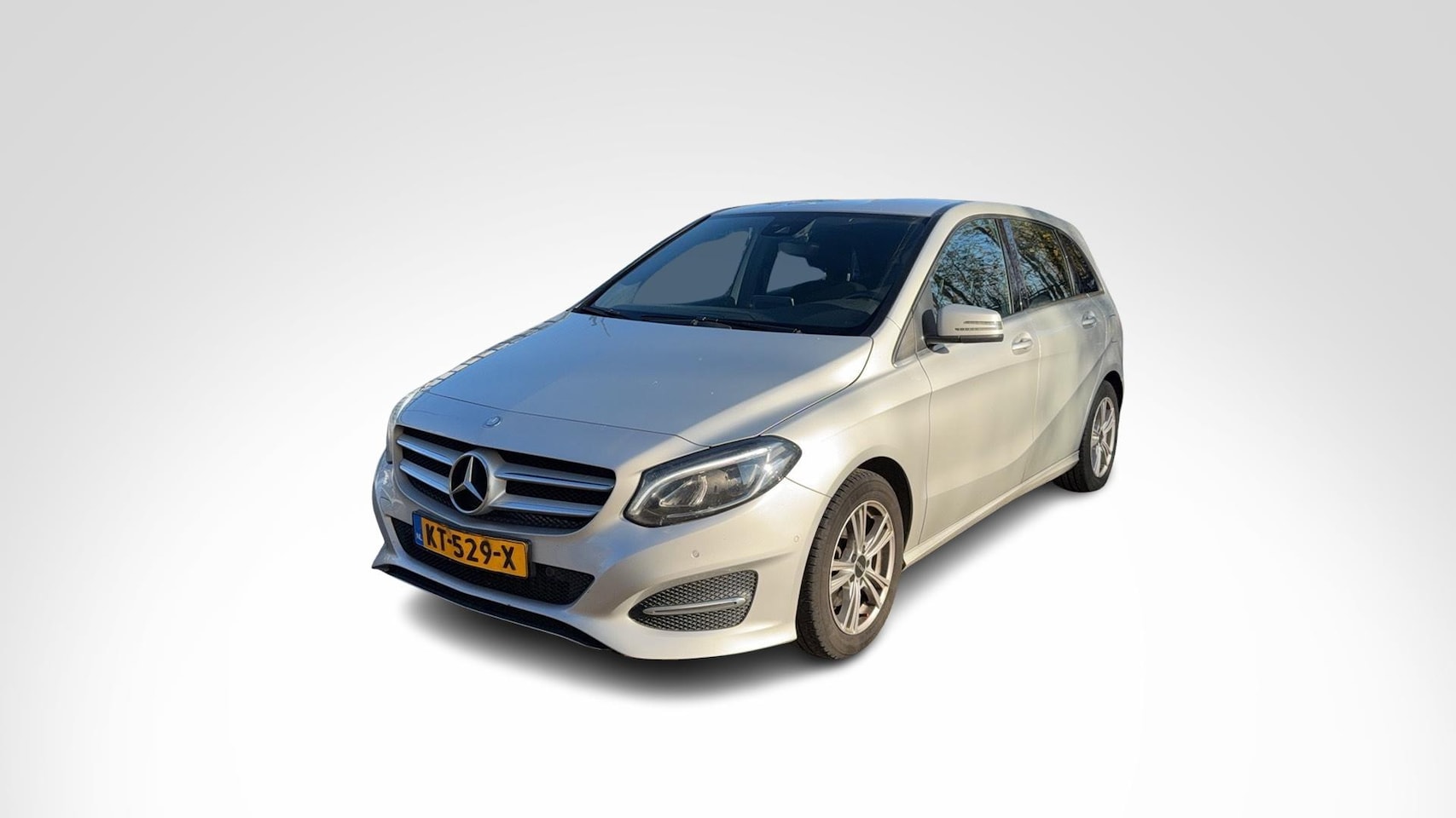 Mercedes-Benz B-klasse - B 180 Automaat Style Line | Trekhaak | Parktronic | LED | Stoelverwarming | Zitcomfortpakk - AutoWereld.nl