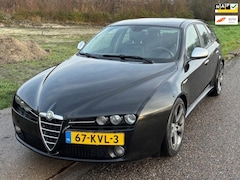 Alfa Romeo 159 Sportwagon - 1.7 T Distinctive (200PK) ECC Audio/Bluetooth Leder LMV 18" Sportstoelen Cruise Dealeronde