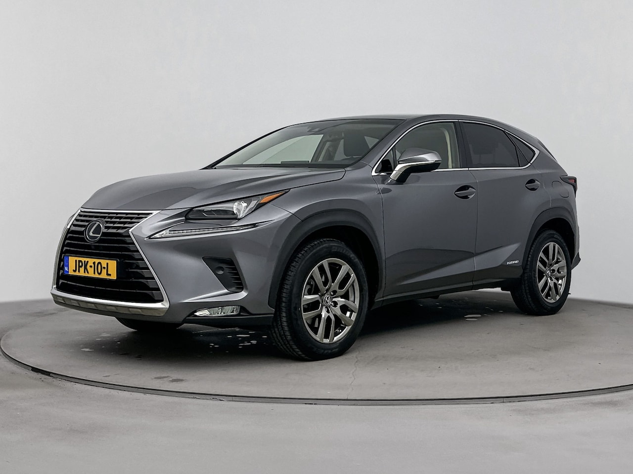 Lexus NX - 300h AWD Luxury Line | Panoramadak | Navigatie | Dealeronderhouden | - AutoWereld.nl