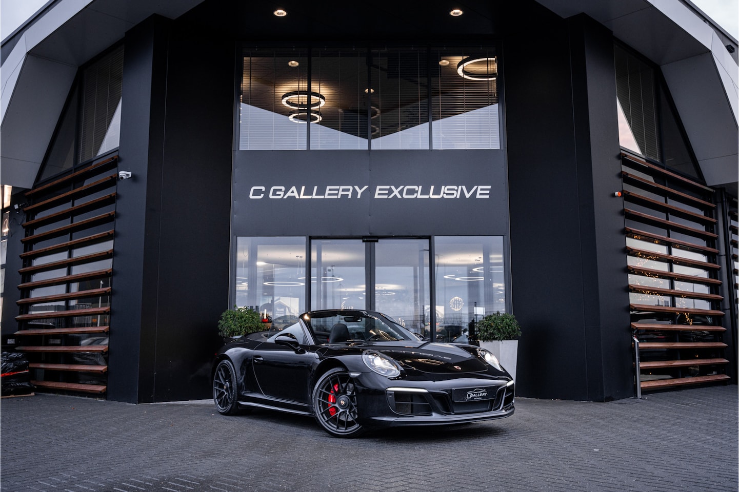 Porsche 911 Cabrio - 3.0 Carrera GTS - Origineel NL | Sport Chrono + | Bose | Memory | Lift - AutoWereld.nl