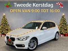BMW 1-serie - 118i Sport - Automaat - Led - Navi - ParkeerSensor
