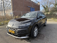 Volkswagen T-Roc - 1.5 eTsi 115pk Life First Edition ,
