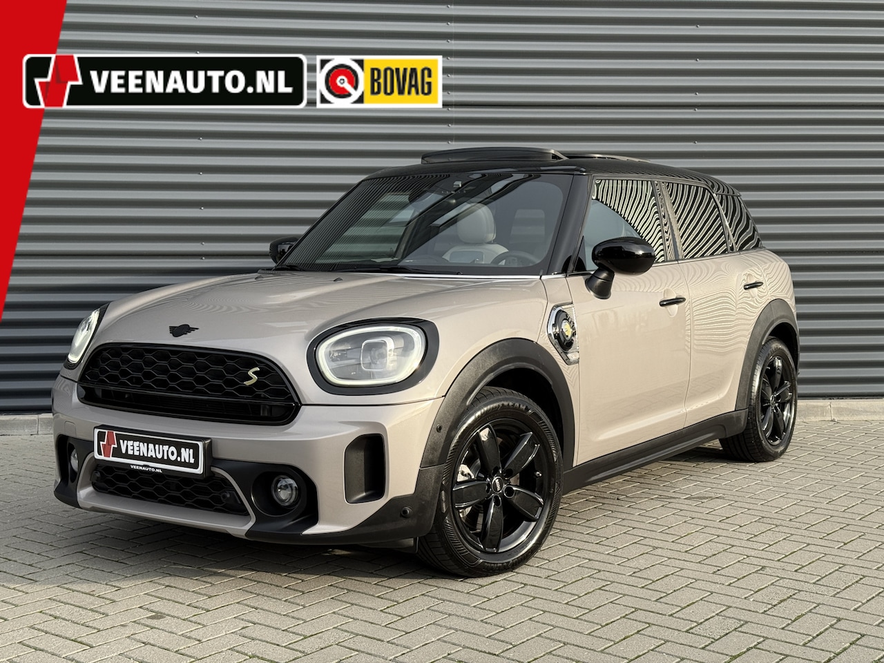 MINI Countryman - 2.0 Cooper SE ALL4 Pano/H&K/Leder/Camera - AutoWereld.nl