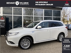 Mitsubishi Outlander - 2.4 PHEV Intense | Standkachel | Navigatie Android of Apple auto