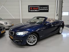 BMW 2-serie Cabrio - 220i Sport Automaat Airco-ecc Trekhaak afneembaar Navigatie Sportstoelen Leer Beige Diepze