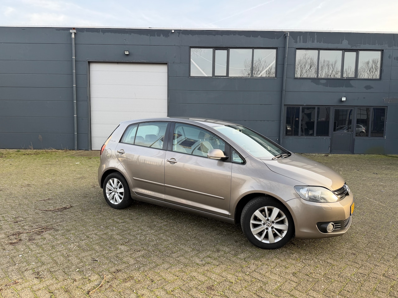 Volkswagen Golf Plus - 1.2 TSI Tour II BlueMotion - AutoWereld.nl