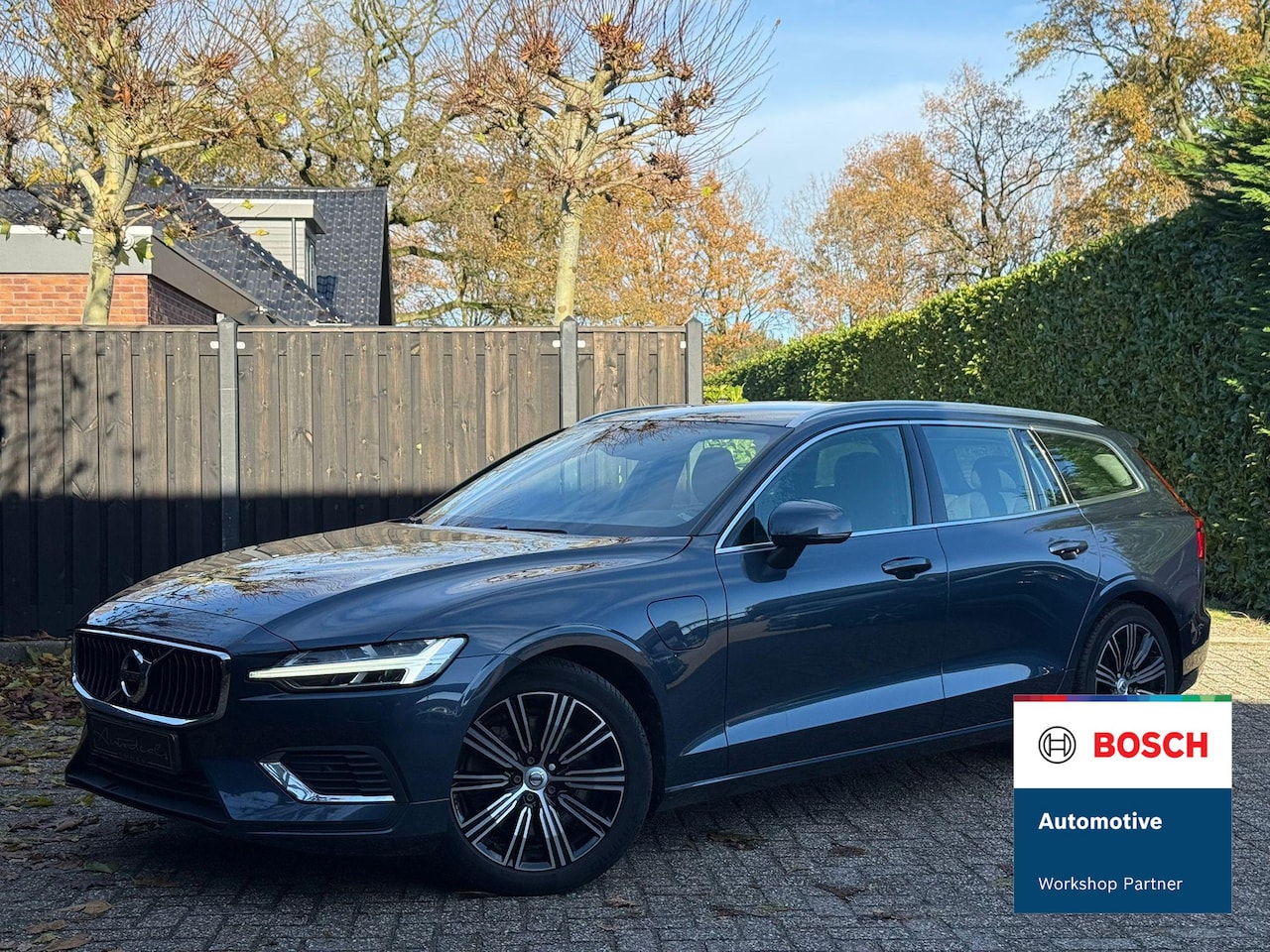 Volvo V60 - 2.0 T6 Recharge AWD Inscription Expression 2.0 T6 Recharge AWD Inscription Expression - AutoWereld.nl