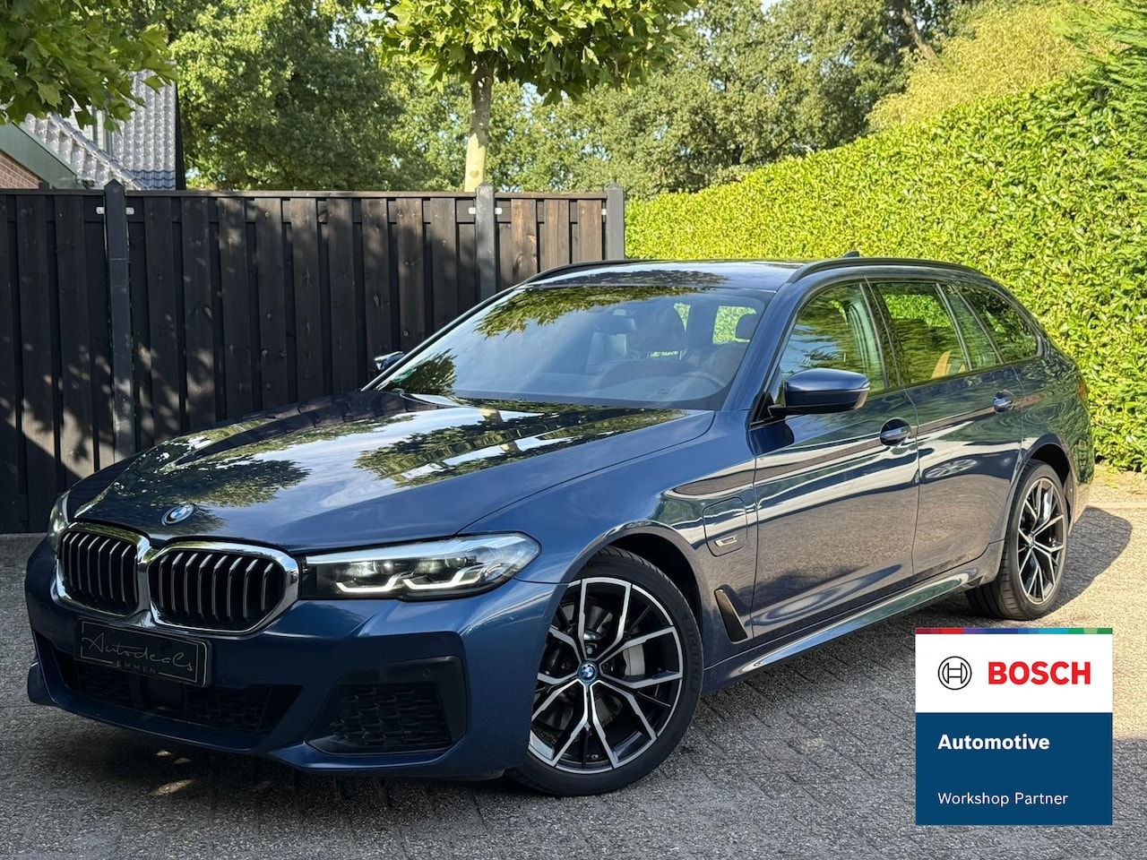 BMW 5-serie Touring - 530e Executive Trekhaak M sport - AutoWereld.nl