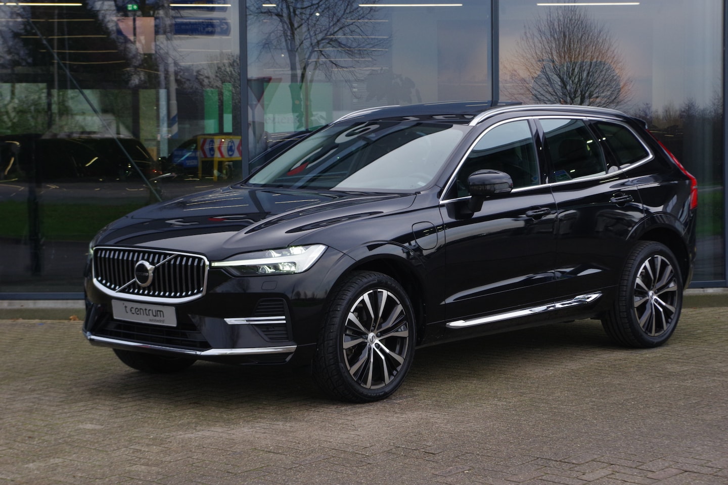 Volvo XC60 - 2.0 T6 Plug-in hybrid 350 PK AWD Ultimate Bright, Leder, Panoramadak, H/K Sound - AutoWereld.nl