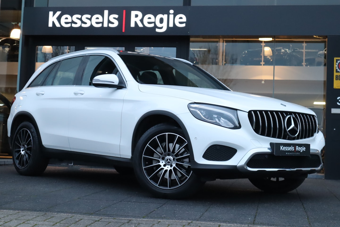Mercedes-Benz GLC-klasse - 250 4MATIC Pano Camera BLIS Led - AutoWereld.nl