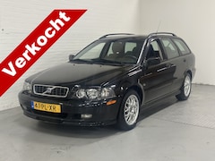 Volvo V40 - 1.8 Europa AIRCO /TREKHAAK / STOELVWR / ELK.PAKKET