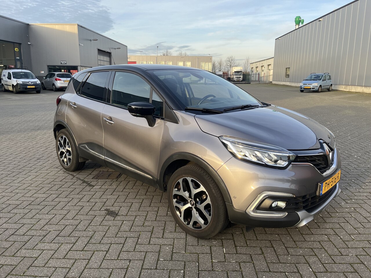 Renault Captur - 0.9 TCe Intens 24 DKM - AutoWereld.nl