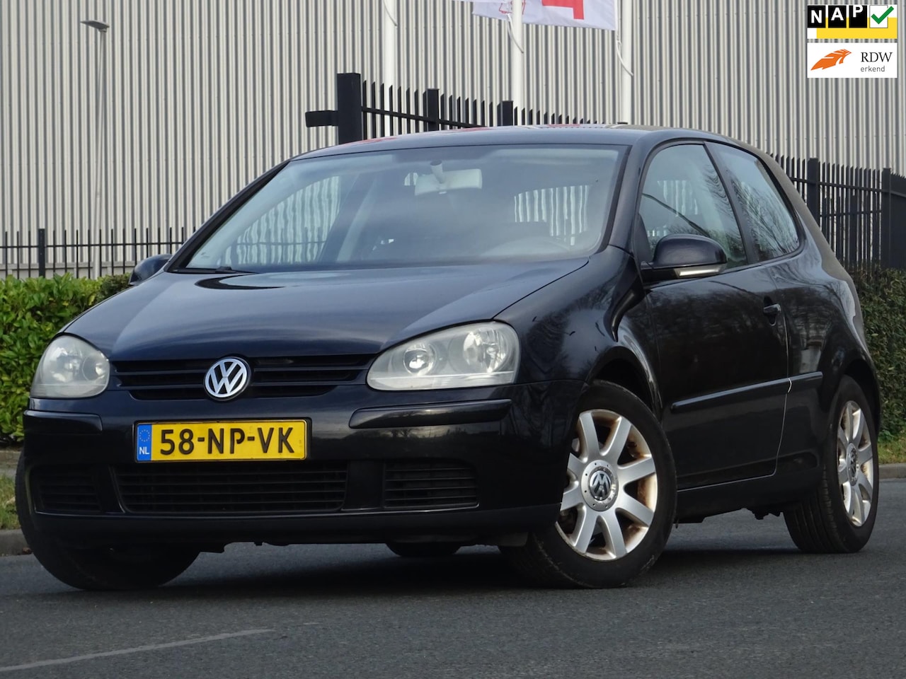 Volkswagen Golf - 1.6 FSI Sportline NAP/CLIMA/CRUISE/APK - AutoWereld.nl