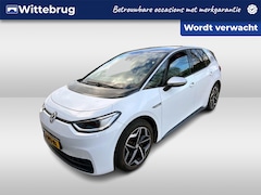 Volkswagen ID.3 - First Plus 204PK 58 kWh / Zwart Dak / LED / Navigatie / Camera / Haak+ / 19" LMV