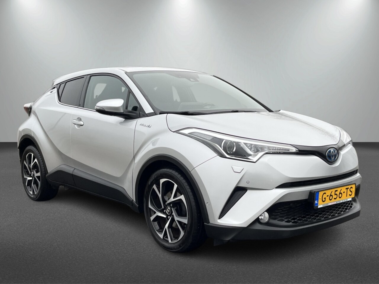 Toyota C-HR - 1.8 Hybrid Executive 1.8 Hybrid Executive - AutoWereld.nl