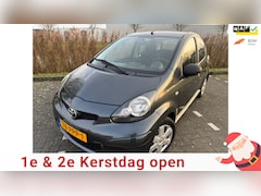 Toyota Aygo - 1.0-12V Cool*AIRCO*APK*NAP*ZUINGE AUTO
