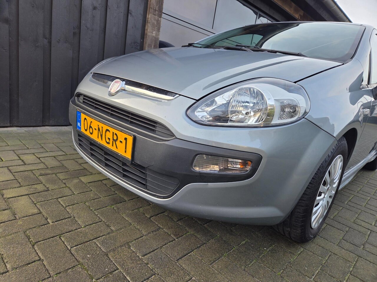 Fiat Punto Evo - 1.3 M-Jet Dynamic 1.3 M-Jet Dynamic