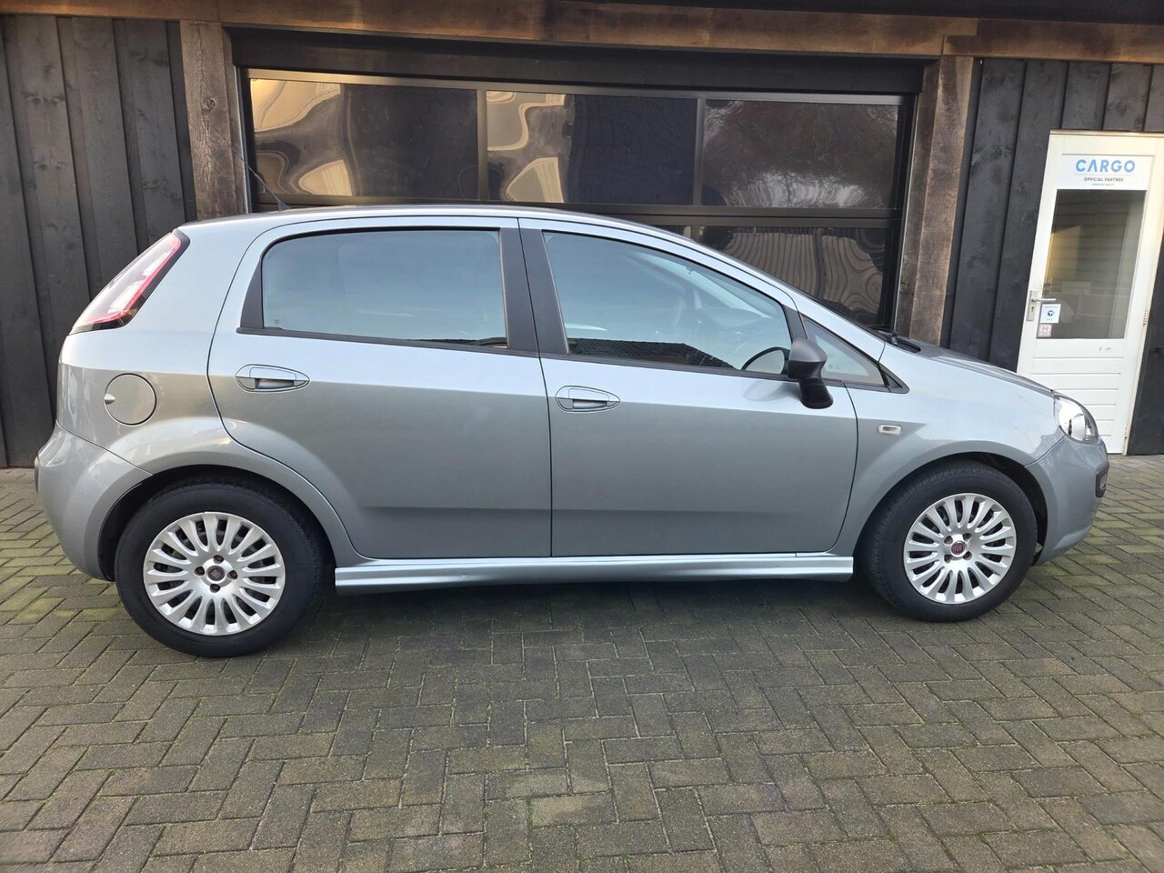 Fiat Punto Evo - 1.3 M-Jet Dynamic 1.3 M-Jet Dynamic