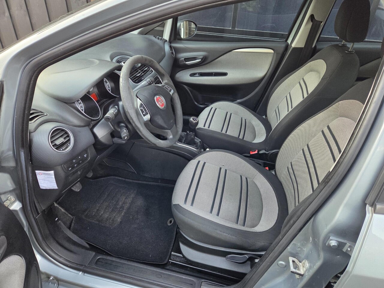 Fiat Punto Evo - 1.3 M-Jet Dynamic 1.3 M-Jet Dynamic