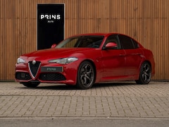 Alfa Romeo Giulia - 2.0T Q2 | Race-mode | Rosso Competizione | Veloce stoelen | Harman/Kardon | Orig. NL