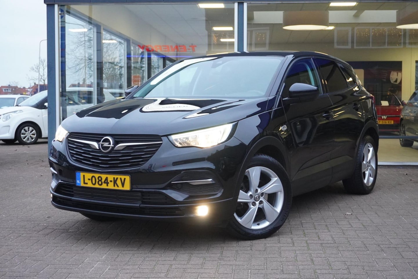 Opel Grandland X - 1.2 Turbo Business Executive 5deurs | Airco | Navigatie | Vol opties | Elek. Pakket | Trek - AutoWereld.nl