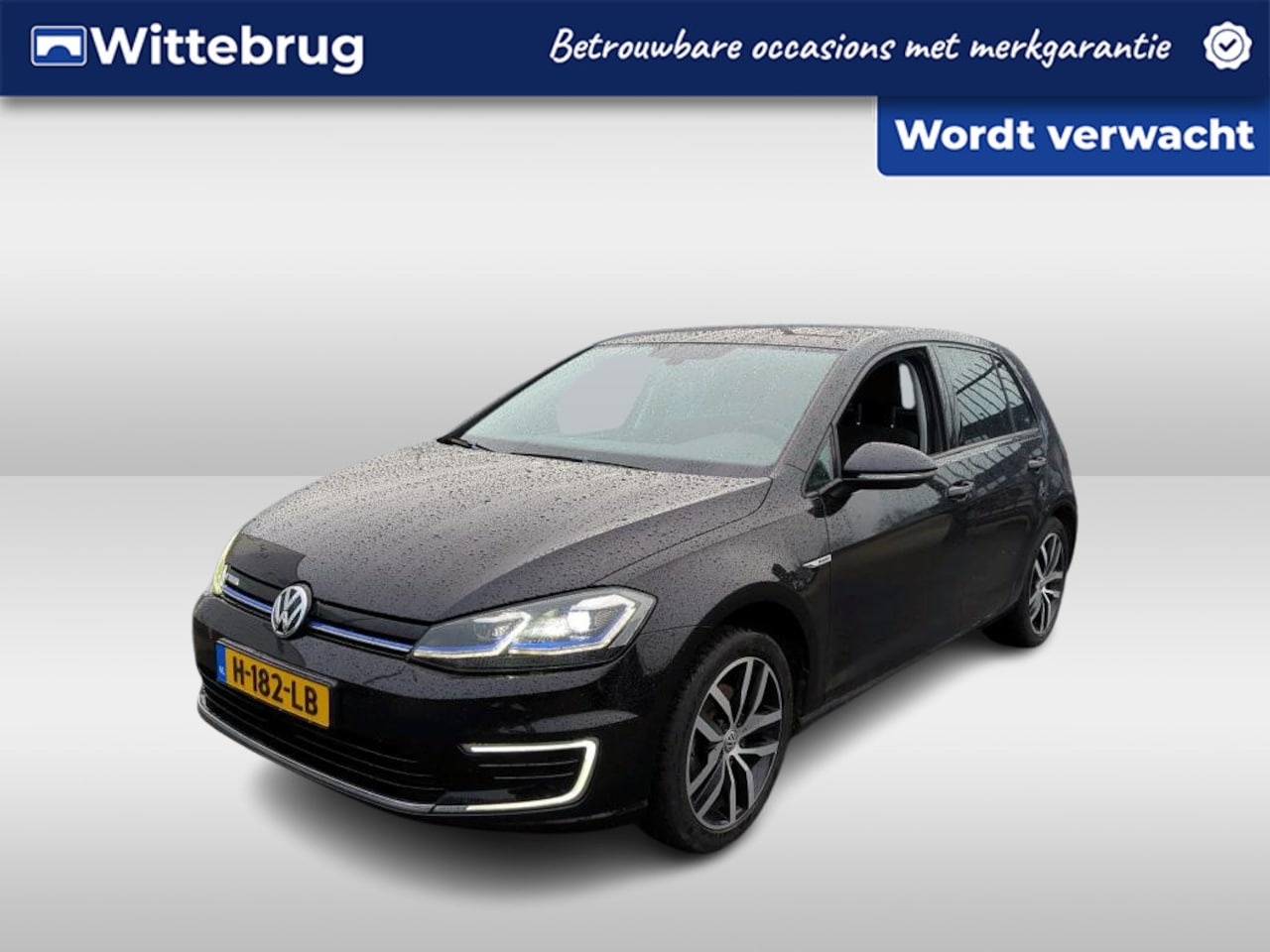 Volkswagen e-Golf - 136pk E-DITION / LED / Virtual Cockpit / Navigatie / Parkeersensoren V+A / 17" LMV - AutoWereld.nl