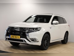 Mitsubishi Outlander - 2.4 PHEV Instyle | Schuif- opendak | Leer | Trekhaak