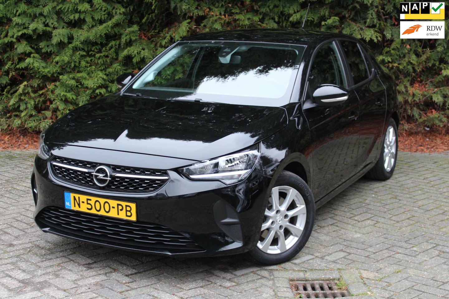 Opel Corsa - 1.2 Elegance 100PK | Parkeercamera | Apple/Android Carplay | Trekhaak | Navigatie - AutoWereld.nl