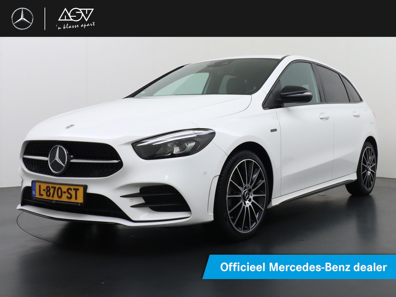 Mercedes-Benz B-klasse - 250 e AMG | Trekhaak | Sfeerverlichting | 19" Multispaaks wielen | Achteruitrij Camera | N - AutoWereld.nl