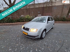 Skoda Fabia Combi - 1.4-16V Comfort LEUKE AUTO RIJDT EN SCHAKELT GOED