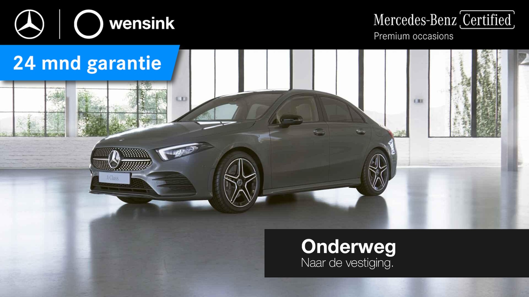 Mercedes-Benz A-klasse - 250 Premium | AMG | Night | Panoramadak | Stoelverwarming | Keyless | Achteruitrijcamera | - AutoWereld.nl