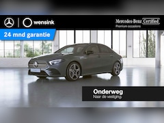 Mercedes-Benz A-klasse - 250 Premium | AMG | Night | Panoramadak | Stoelverwarming | Keyless | Achteruitrijcamera |