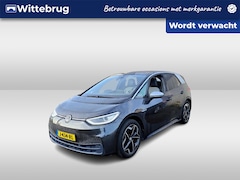 Volkswagen ID.3 - First Plus 204pk 58 kWh / LED / Navigatie / Camera / App-Connect / 19" LMV