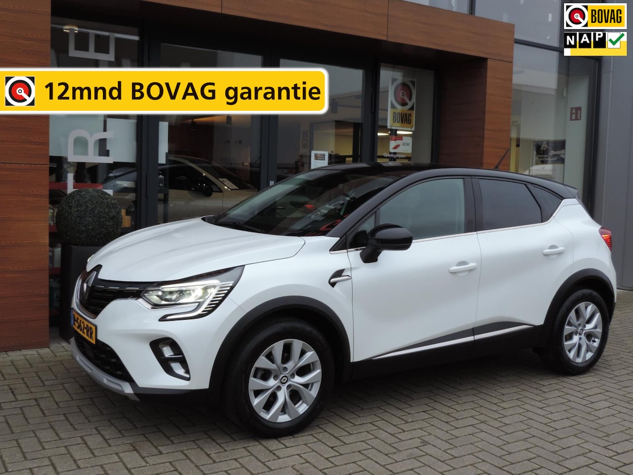 Renault Captur - 1.0 TCe 90 Intens 66.000km | LED kopl | PDC | Halfleer | Navi | CarPlay | ECC | 17” | Keyl - AutoWereld.nl