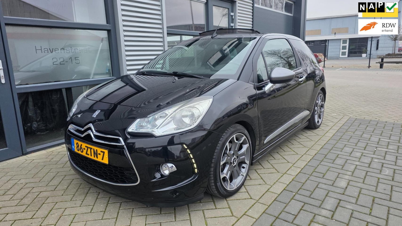 Citroën DS3 Cabrio - 1.6 THP Sport Chic 1.6 THP Sport Chic - AutoWereld.nl