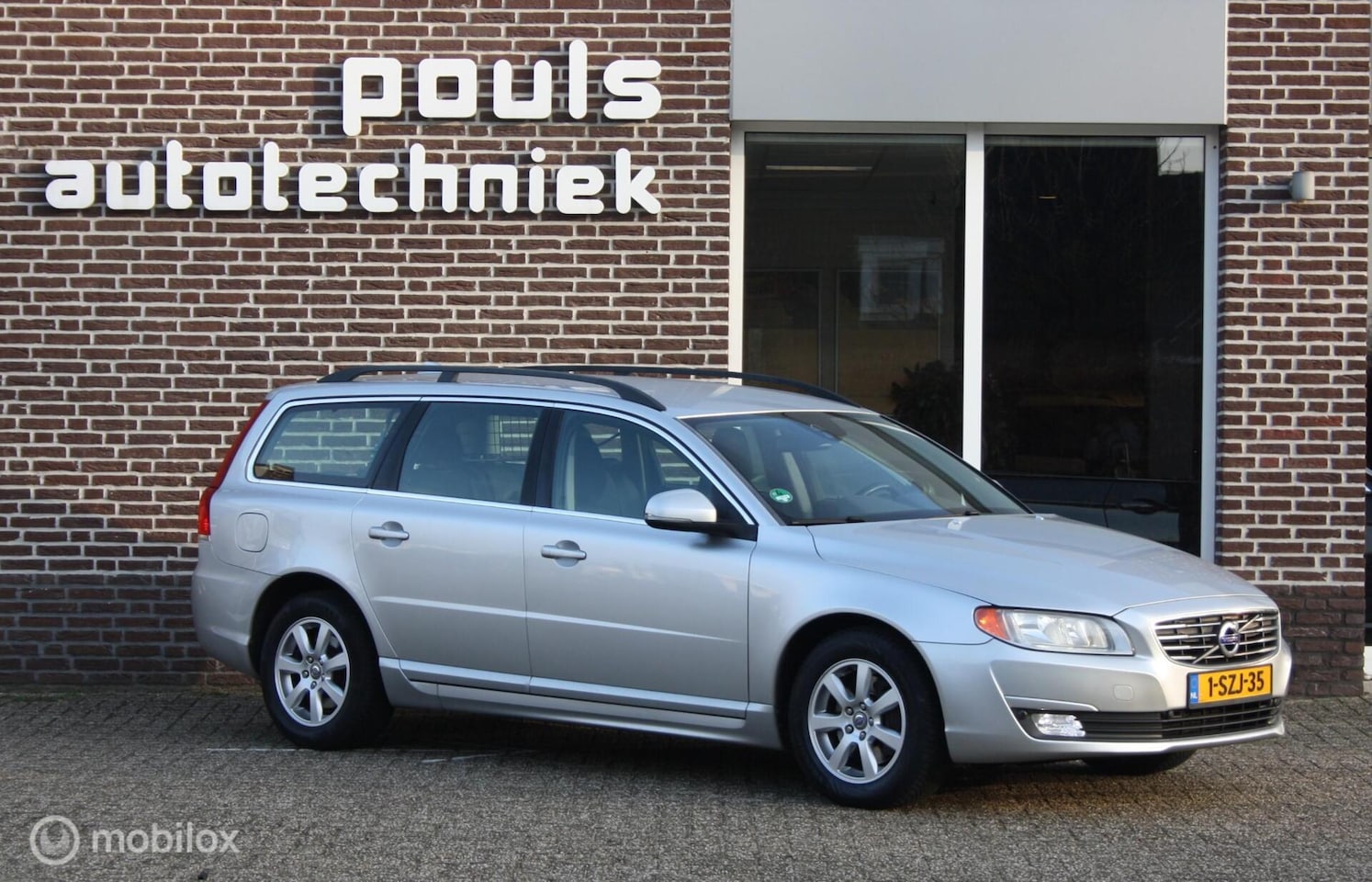Volvo V70 - 2.0 D3 Kinetic 2.0 D3 Kinetic - AutoWereld.nl
