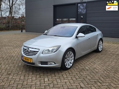 Opel Insignia - 2.0 T Executive, veel opties, APK 01/27, 182 NAP