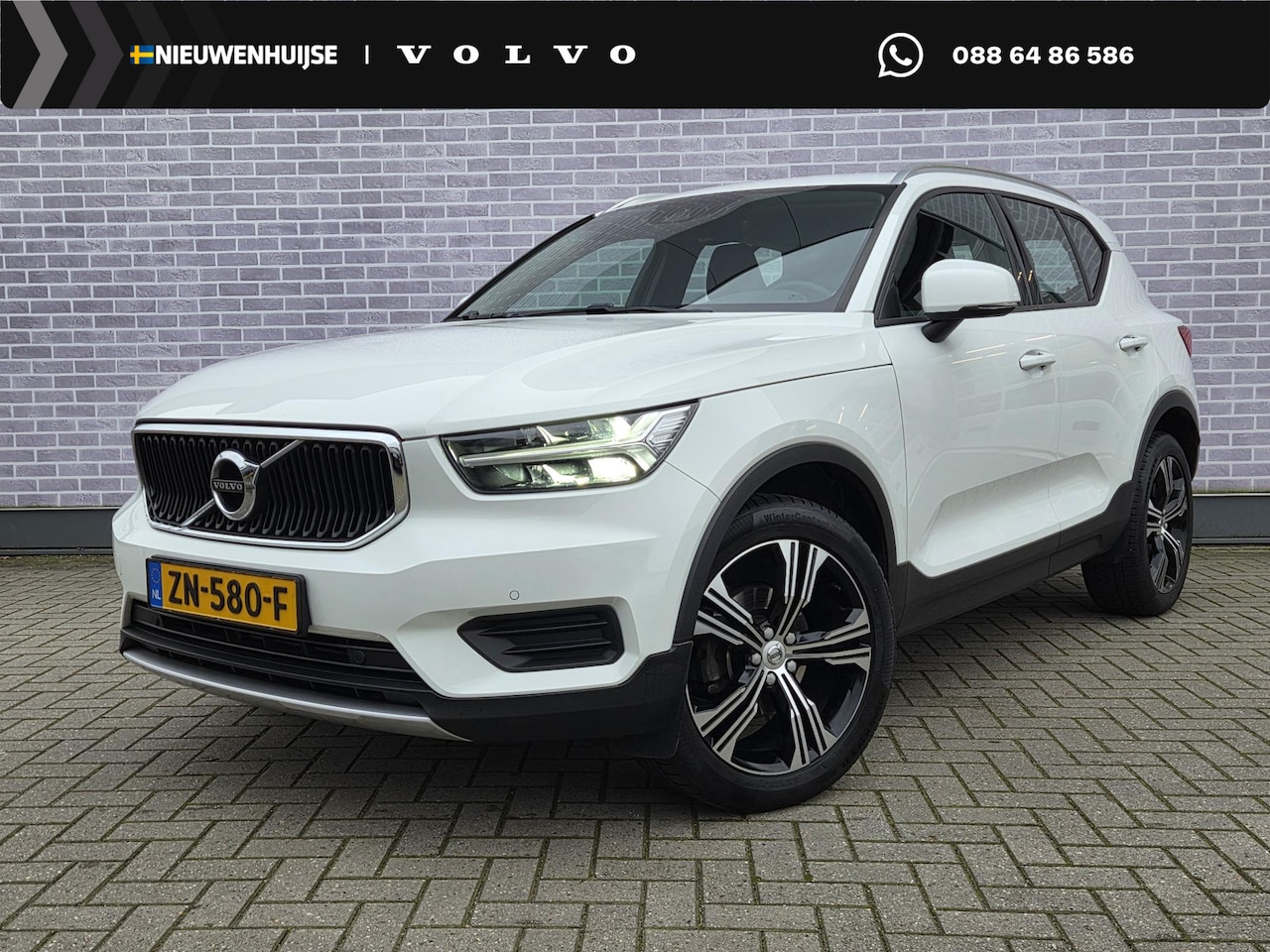 Volvo XC40 - T3 Momentum Pro Automaat | Trekhaak | Apple Carplay/Android Auto | Navigatie | Volvo on Ca - AutoWereld.nl