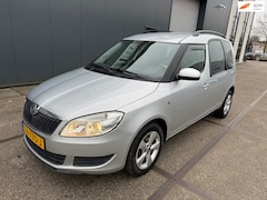Skoda Roomster - 1.2 TSI Elegance / NAP / APK / AIRCO / BOEKJES / GOED ONDERHOUDEN / ZEER NETTE AUTO