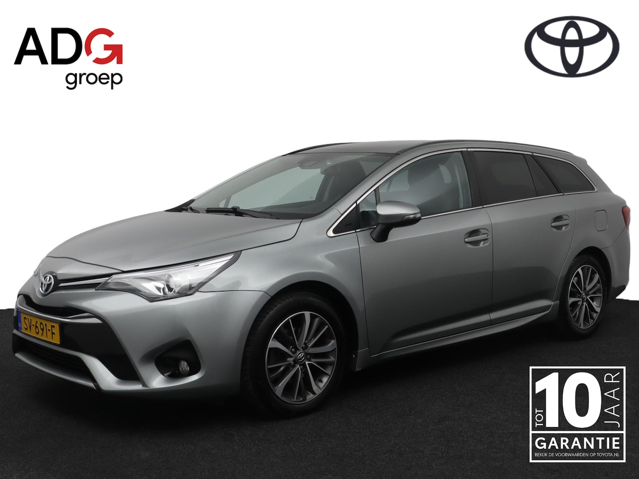 Toyota Avensis Touring Sports - 1.8 VVT-i SkyView Limited | Automaat | Lederen bekleding | Trekhaak | Panoramadak | - AutoWereld.nl
