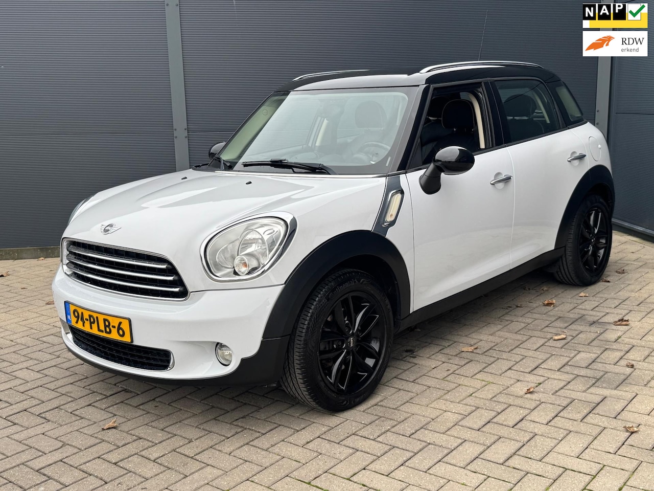 MINI Countryman - Mini 1.6 Cooper Chili / Navi / Nap / Leder - AutoWereld.nl