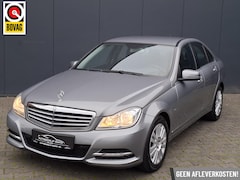 Mercedes-Benz C-klasse - 180 Elegance AUTOMAAT / PARK. SENSOR / LED