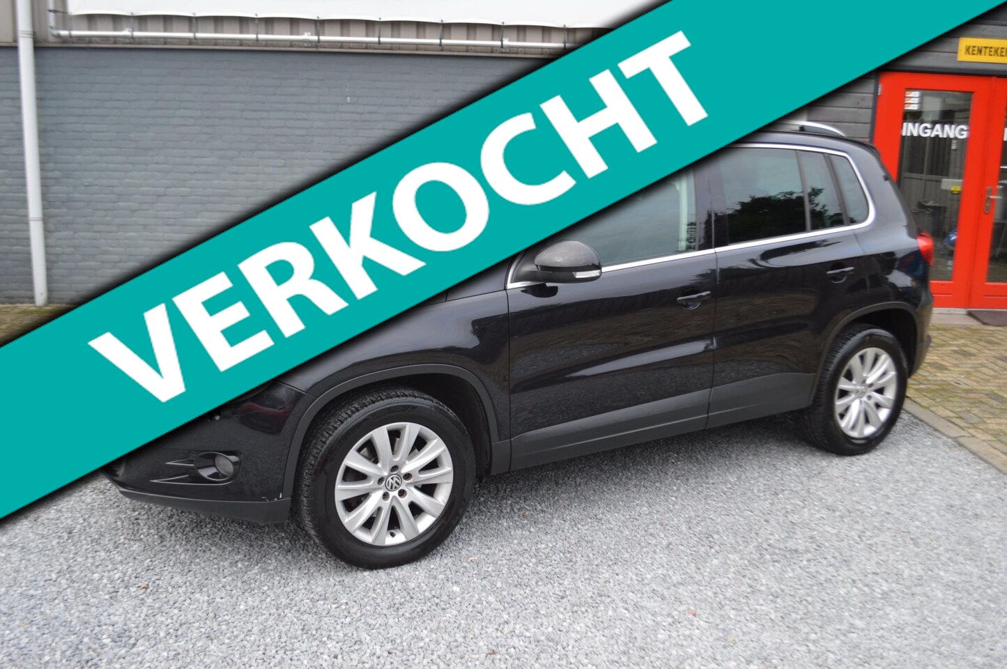 Volkswagen Tiguan - 1.4 TSI Sport&Style 4Motion Pano 5Drs Trekhaak Garantie - AutoWereld.nl