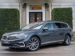 Volkswagen Passat Variant - 1.4 TSI PHEV GTE PANO | STANDKACHEL | KEYLESS | CAMERA | MASSAGE