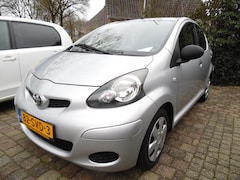 Toyota Aygo - 1.0 VVT-i 5D Comfort Navigator