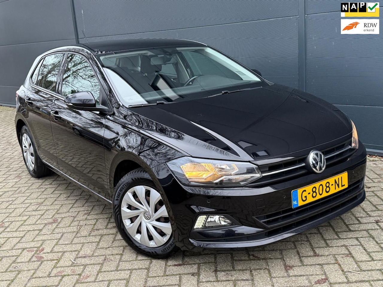 Volkswagen Polo - 1.0 TSI Comfortline/Navi/Carplay/Airco/cruise/parkeer sensoren voor en achter - AutoWereld.nl